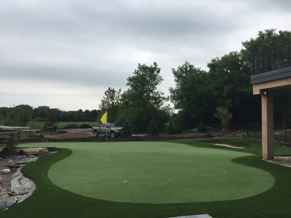 15 year old backyard putting green in Wisconsin playing like brand new